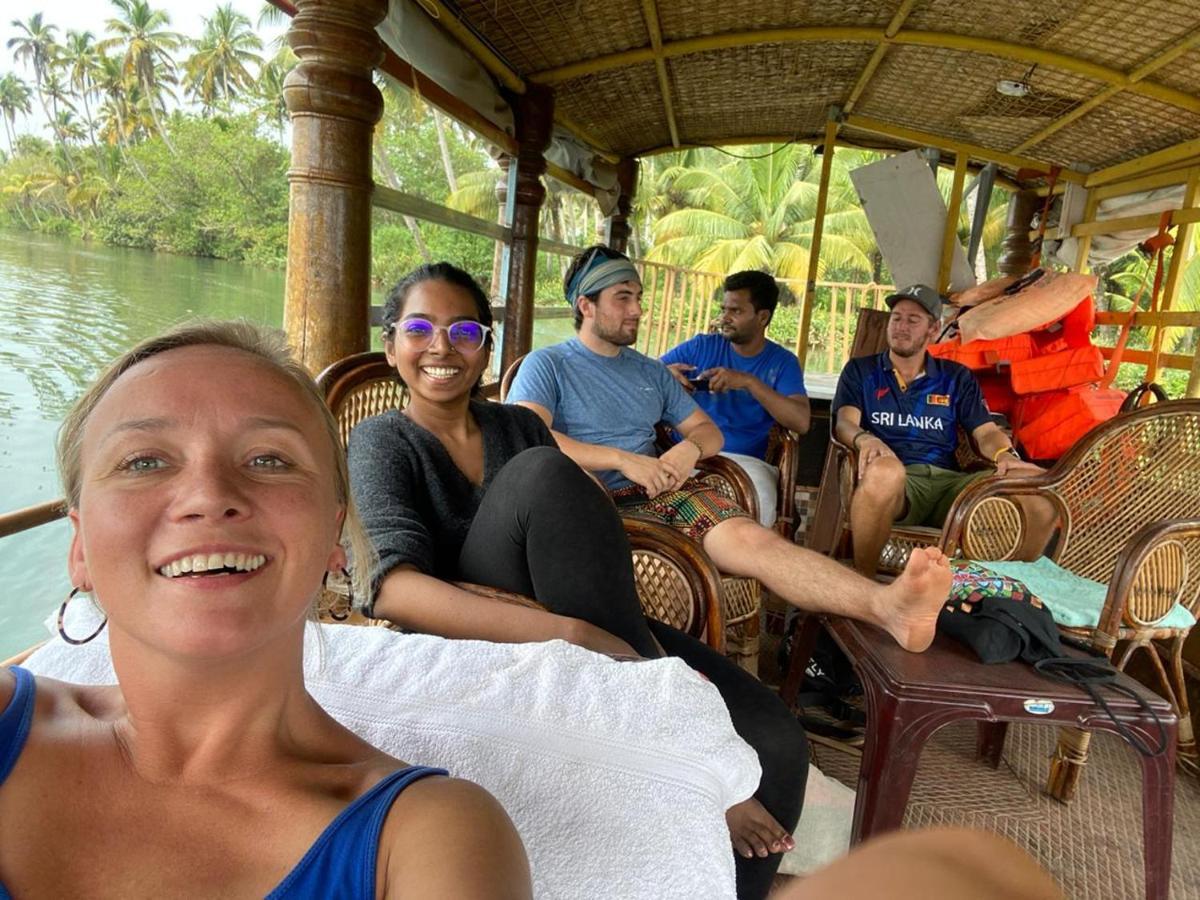Piggy Hostel Varkala Kültér fotó